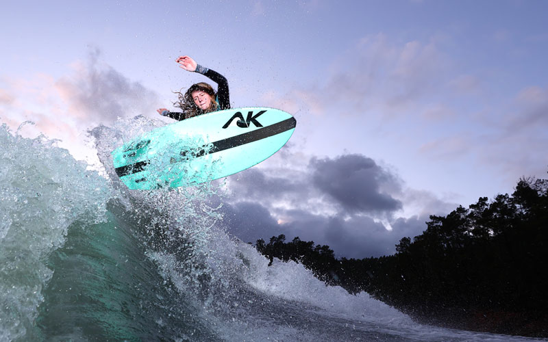 Wake Surfen: Die perfekte Welle auf Knopfdruck