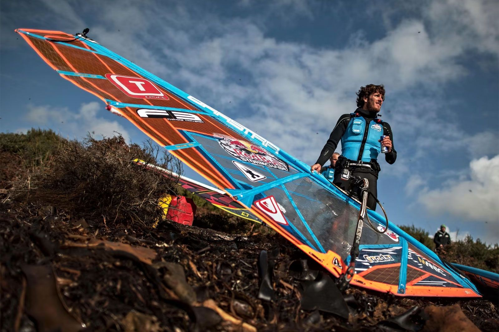 Red Bull Storm Chase 2017: Ein Sturm, eine Mission und acht Fahrer!