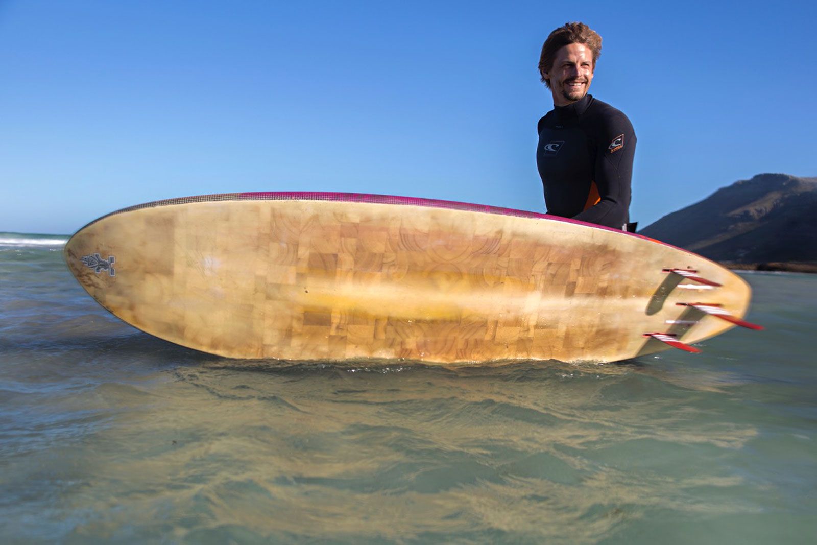 Holzplanken statt Carbon? Flo Jung spricht über das Ecoboard-Projekt 