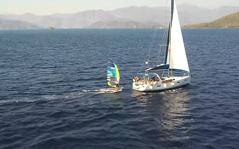 Trying to Windsurf from a Boat - Nico Prien