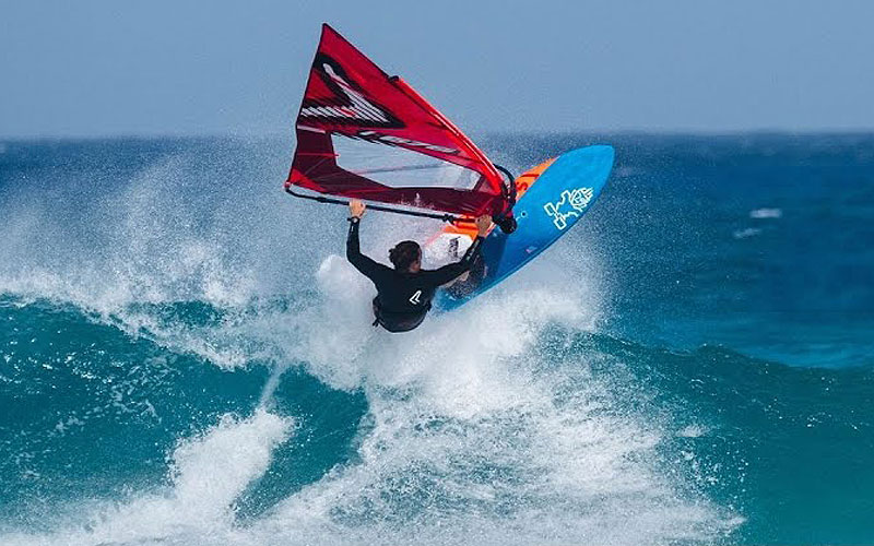 Windsurfing in Fuerteventura: Glass Beach Waveriding - Federico Morisio