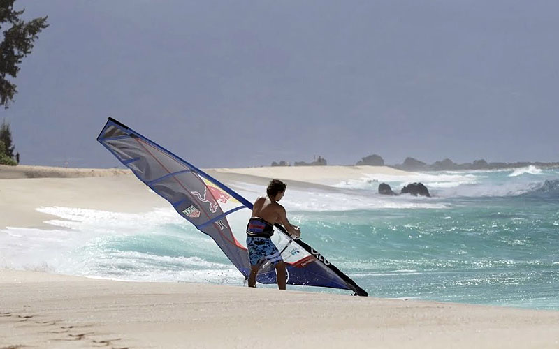 Windsurfing at Mini Backdoor, Pipeline -  Kai Lenny