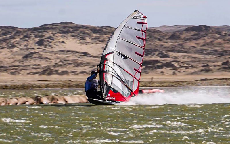 New Windsurfing Women's Speed World Record Heidi Ulrich WINDSURFERS