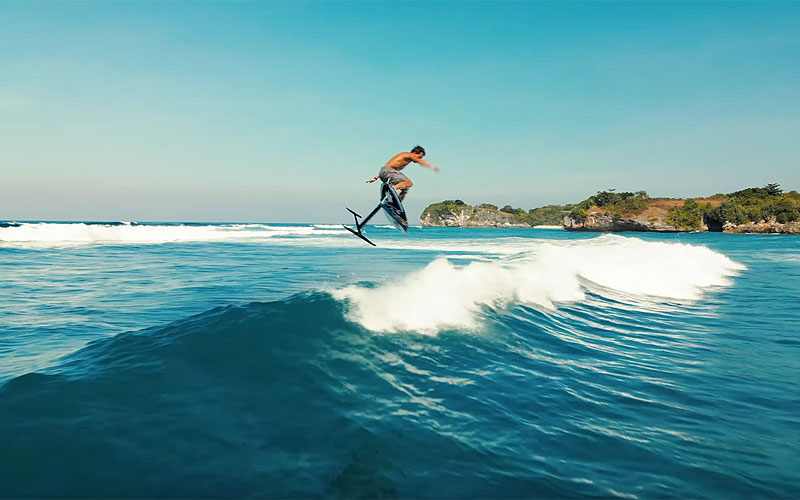 Foil Surfing the Dream Wave - Kai Lenny