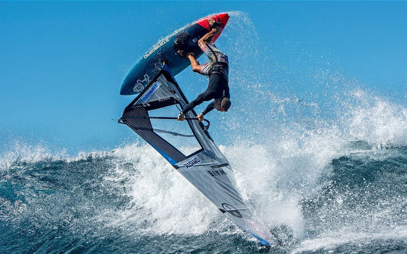 Insane Windsurfing Tricks and Skills - Tonny Le