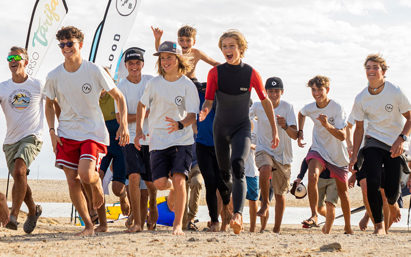 Young Blood meets Pro Team - Duotone Wing & Foiling