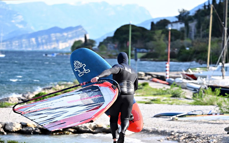 November Windsurfing Malcesine - Meiky Wieczorek