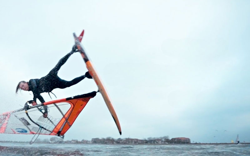 One Cold Minute on Fehmarn - Frithjof Blaasch