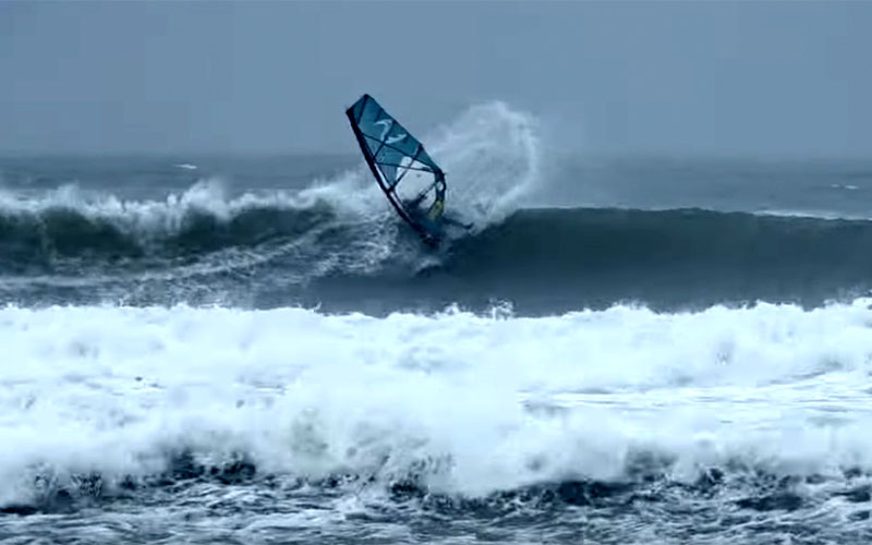 Marc Par Takes on a Brutal Winter Storm - Simmer Style