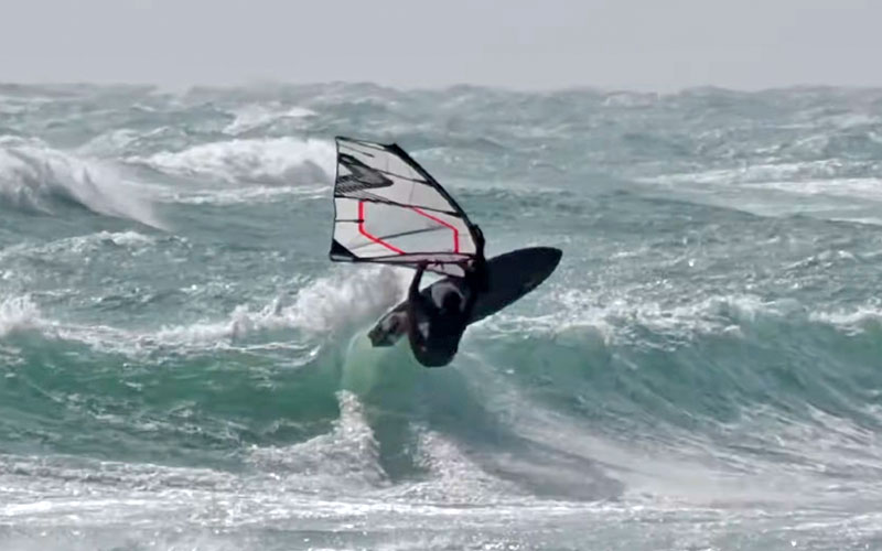 Windsurfing at Coros - Hendrix Stone