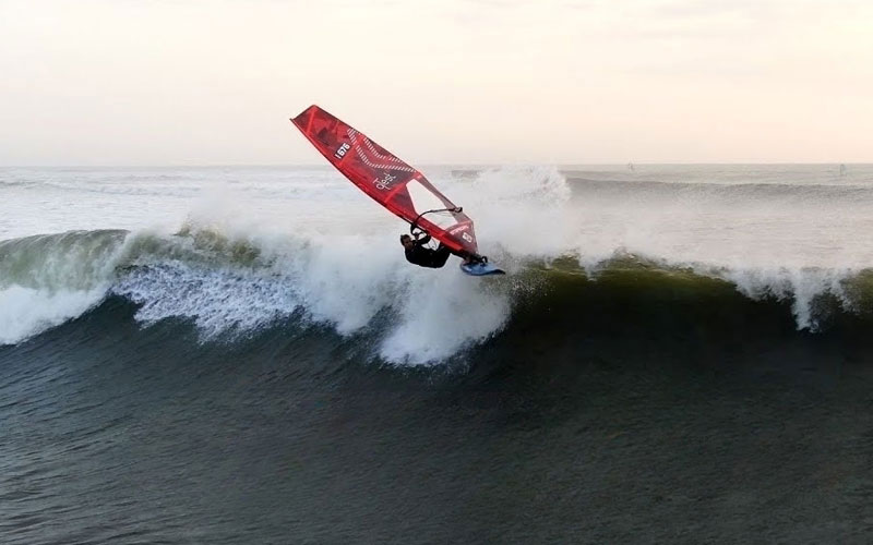 Dreamy Lefts: Pacasmayo, Peru - Federico Morisio