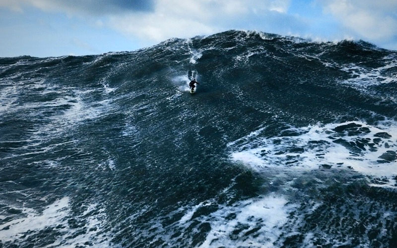 Giant Storm Waves Nazar - Johannes Hertel