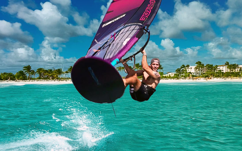 Epic Freerace Conditions in Puerto Rico - Nico Prien