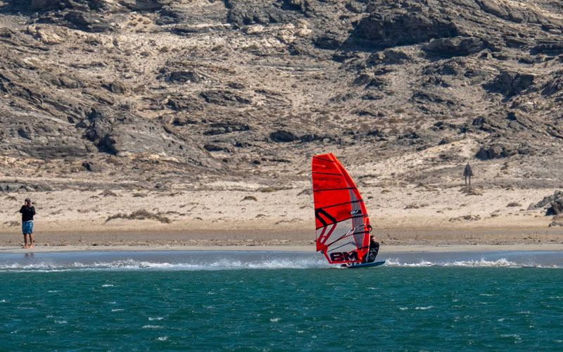 Mach 8 & Hyper 8 2025 - Severne Windsurfing