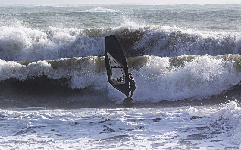 Don't come to Tarifa! - Mario Kümpel