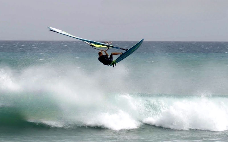 Summer South Swell - Moritz Mauch