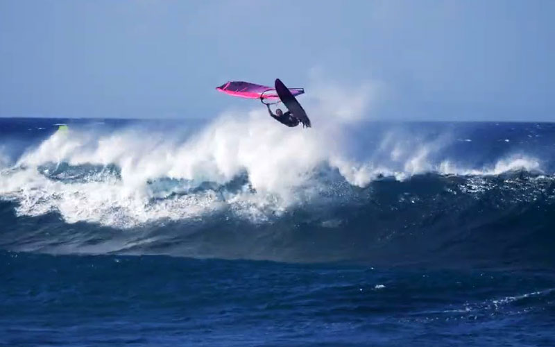 Kona Winds at Lanes - Morgan Noireaux