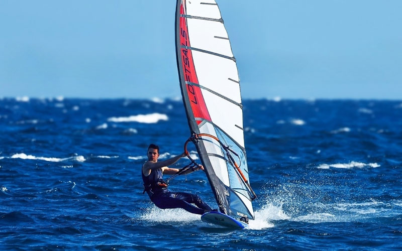First Time Windsurfing on Loftsails! - Mario Kümpel