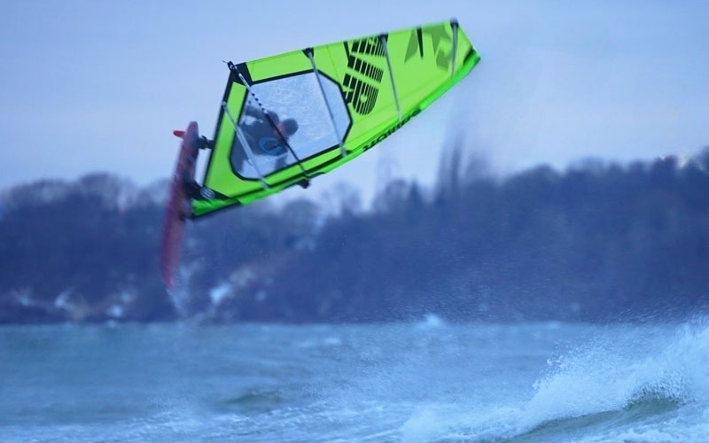 Full Power Winter Freestyle - Kooks on the Water