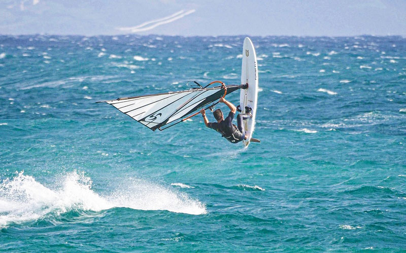 High-Wind Windsurfing in Tarifa! - Mario K&uuml;mpel