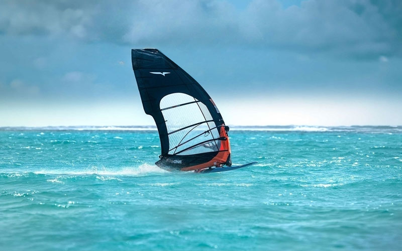 D�fi-Wind-Revolution: The One Sail Quiver - John Chao